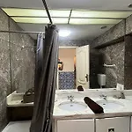 Апартаменты Superb Position Over The River Historical Center