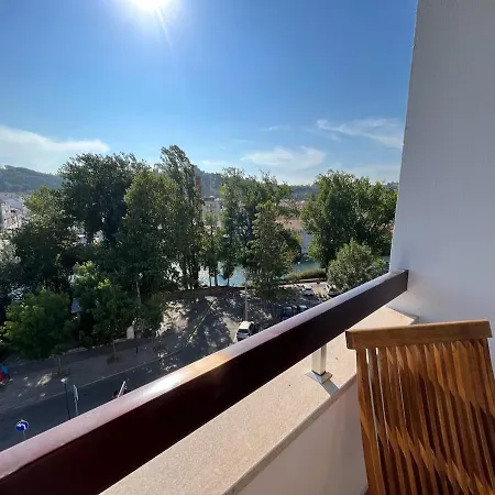 Superb Position Over The River Historical Center * Tomar