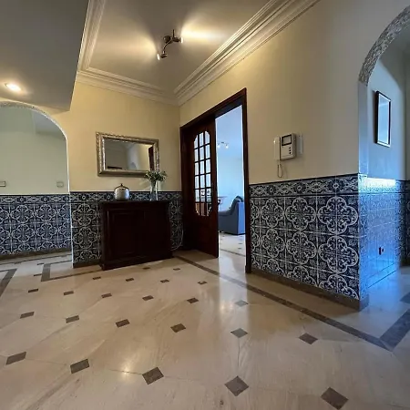 Superb Position Over The River Historical Center