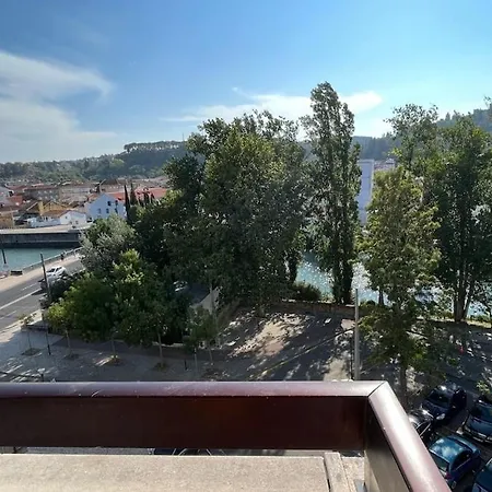 Apartment Superb Position Over The River Historical Center